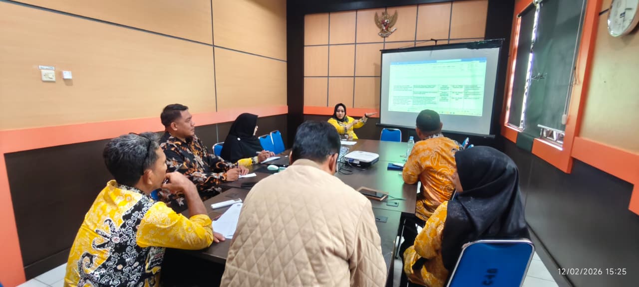 Pemaparan Tim Sekretariat Terkait Dengan Progres Penyusunan Laporan Kinerja Kecamatan Tarakan Utara